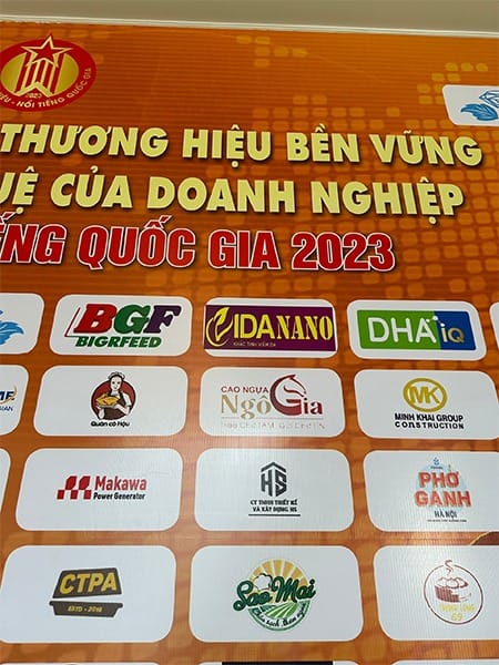 Cao Ngựa Ngô Gia Lọt Top 10 Thương Hiệu Nổi Tiếng Quốc Gia 2 Logo cao ngựa Ngô Gia của ban tổ chức
